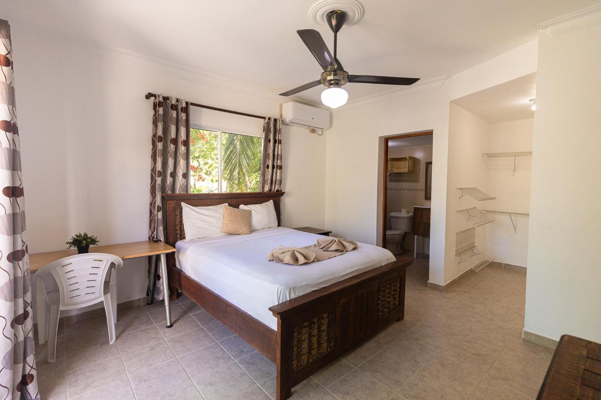 Hostal Las Rosas De Punta Cana Exterior foto