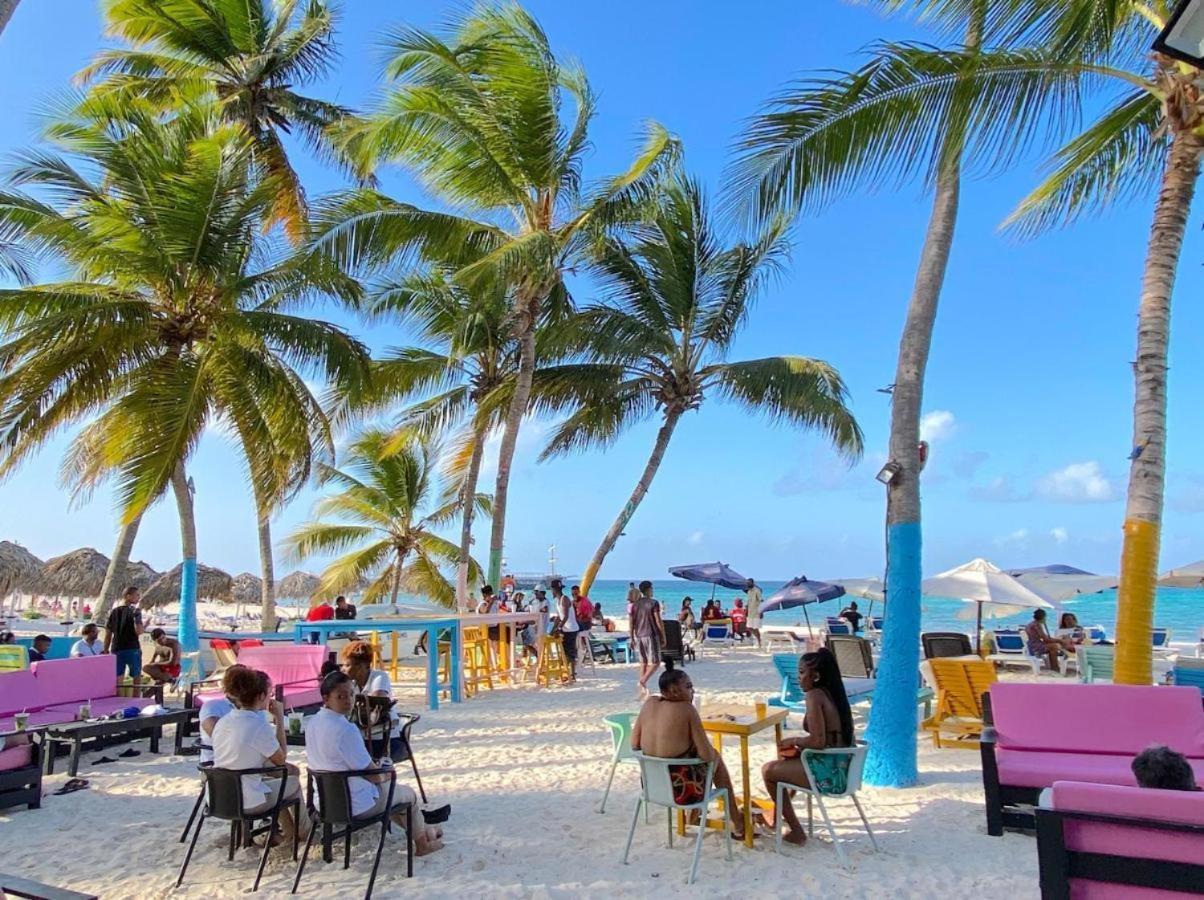 Hostal Las Rosas De Punta Cana Exterior foto
